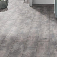 8mm Laminate Flooring (33 Box Pallet – 74m²)